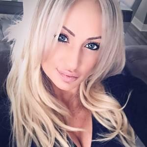 Meet your Posher, Valérie